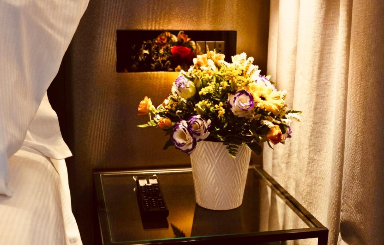 Boutique Hotel Sirmione Luaran gambar