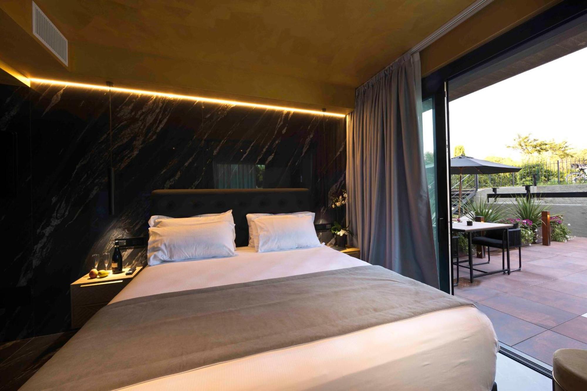 Boutique Hotel Sirmione Luaran gambar