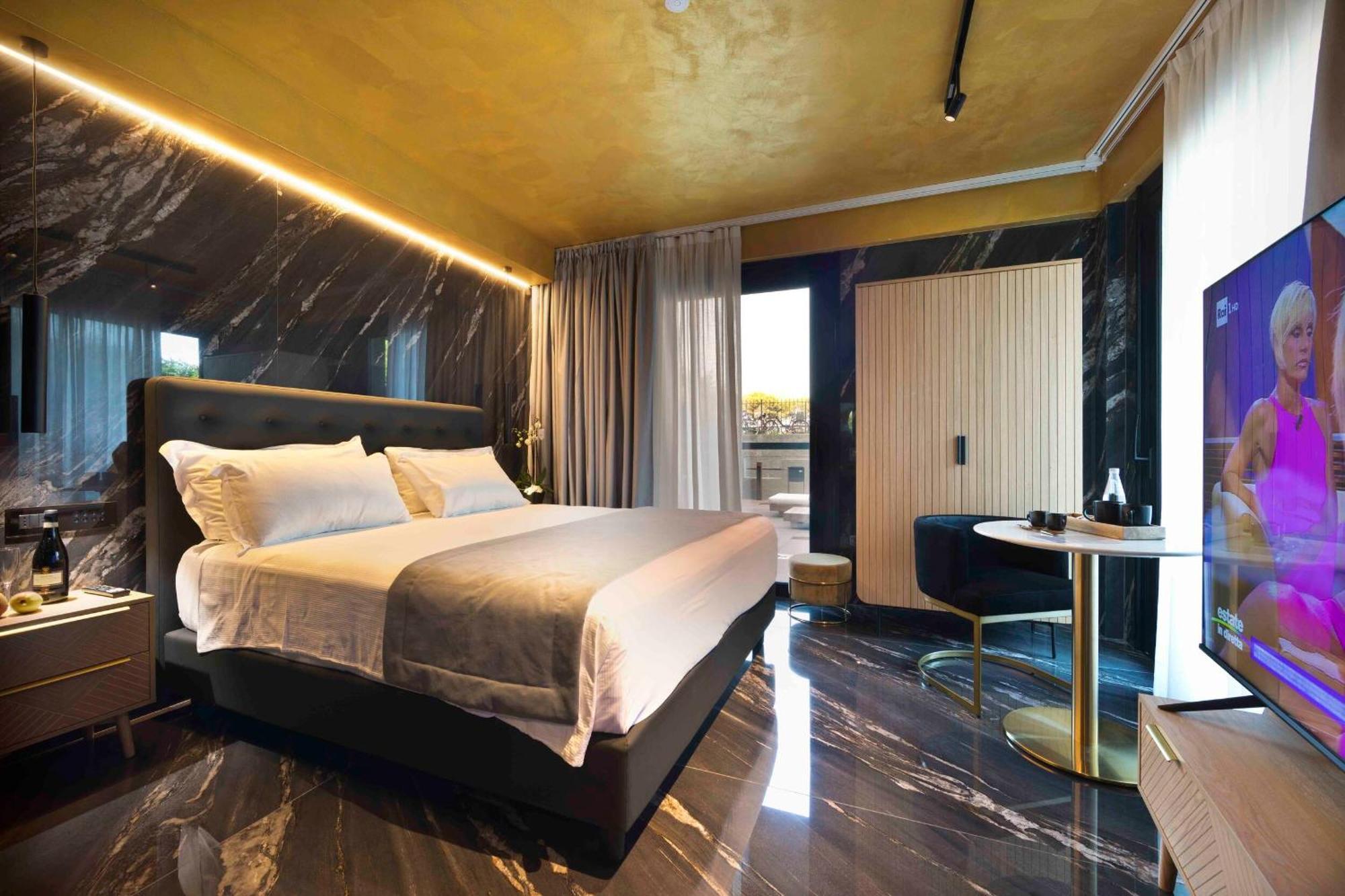 Boutique Hotel Sirmione Luaran gambar